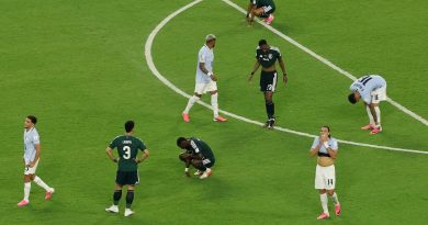 Arabia Saudita da el batacazo y Uruguay se salva con un empate agónico en Miami